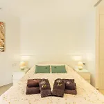 Jardines Elegant Two Bedrooms