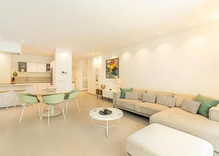 Apartmán Jardines Elegant Two Bedrooms *