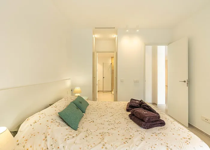 Apartment Jardines Elegant Two Bedrooms